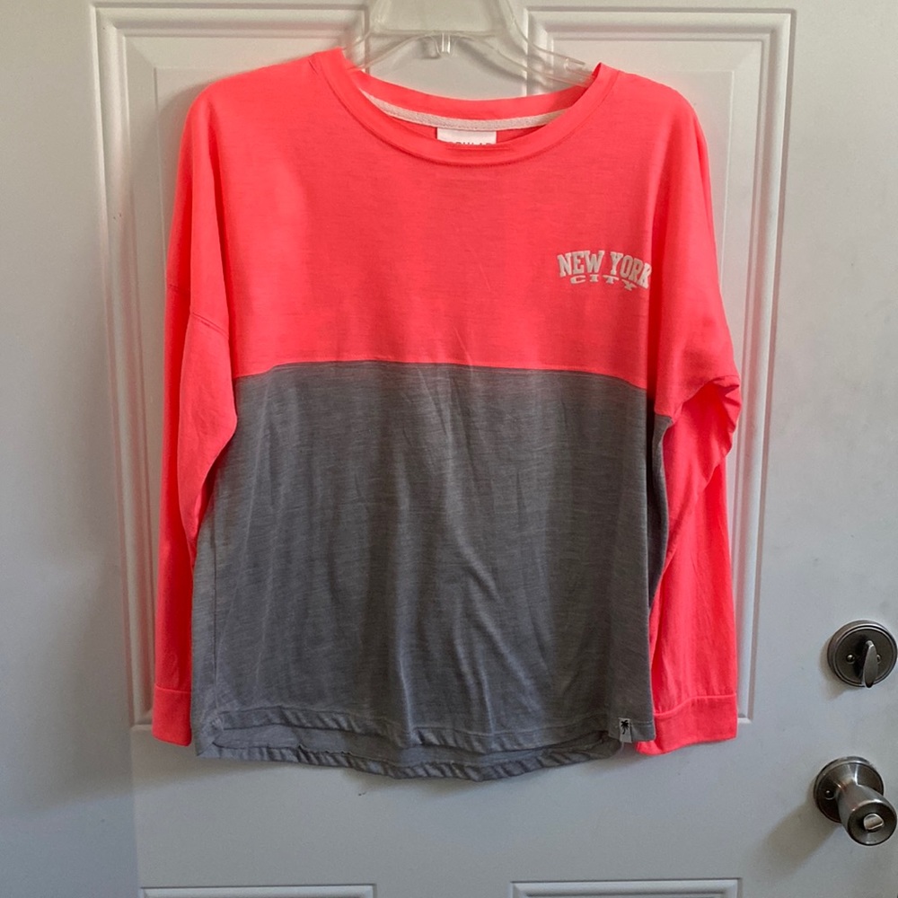 Colorblock Long-Sleeve Crewneck Top - Coral Pink & Gray
